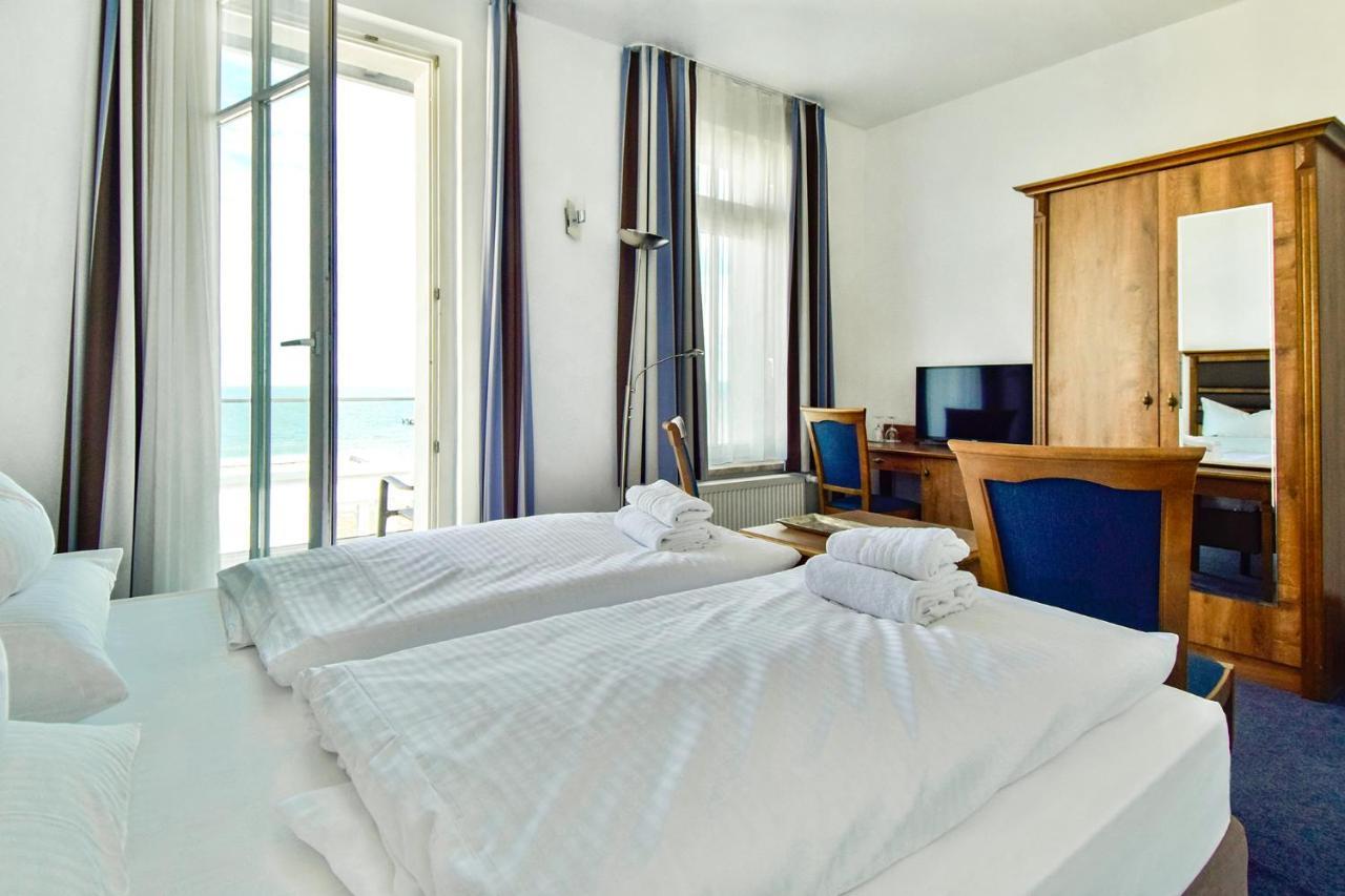 Hotel Am Fischerstrand Heringsdorf  Exterior photo