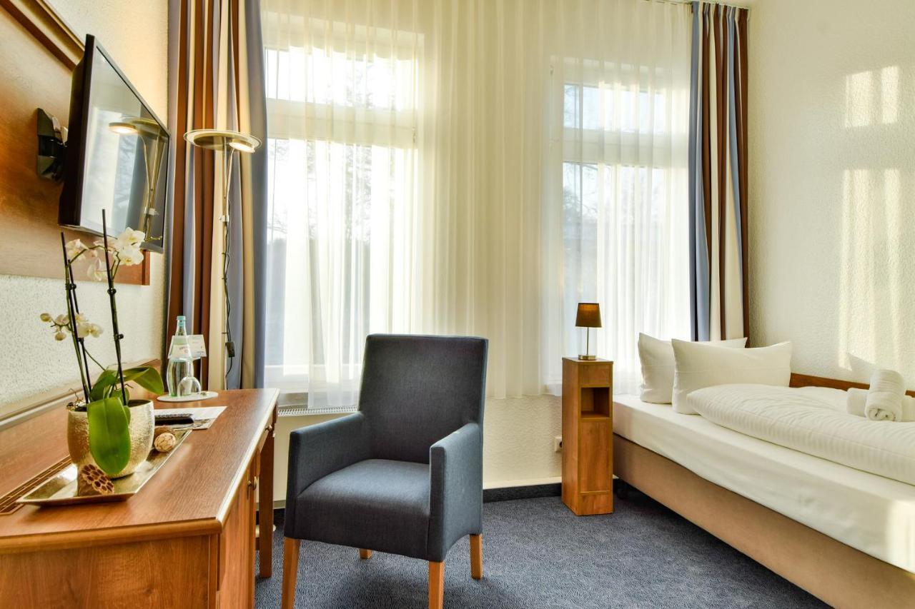 Hotel Am Fischerstrand Heringsdorf  Exterior photo